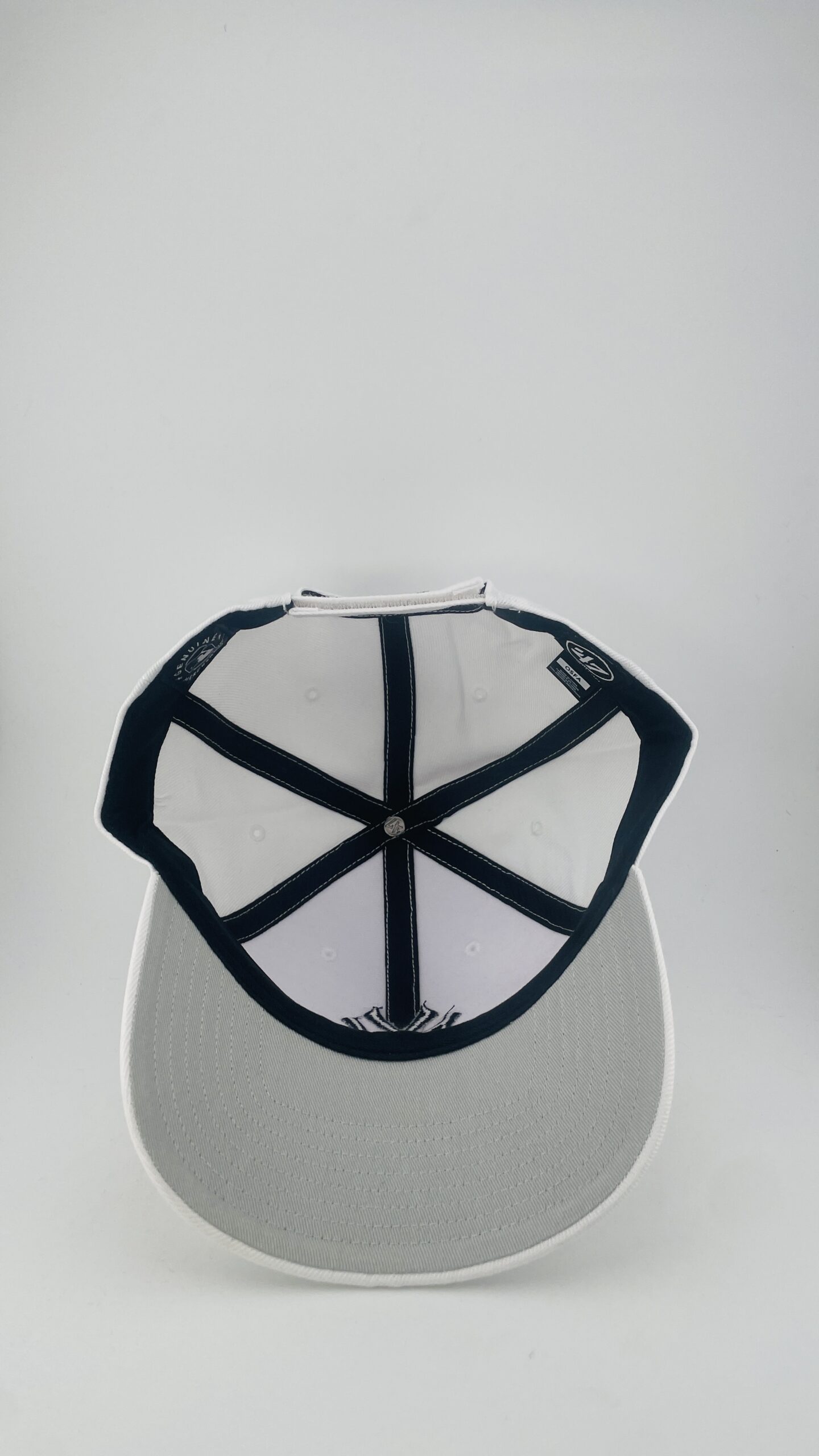 '47 Brand New York Yankees Tortoise Brim White Navy - Image 5