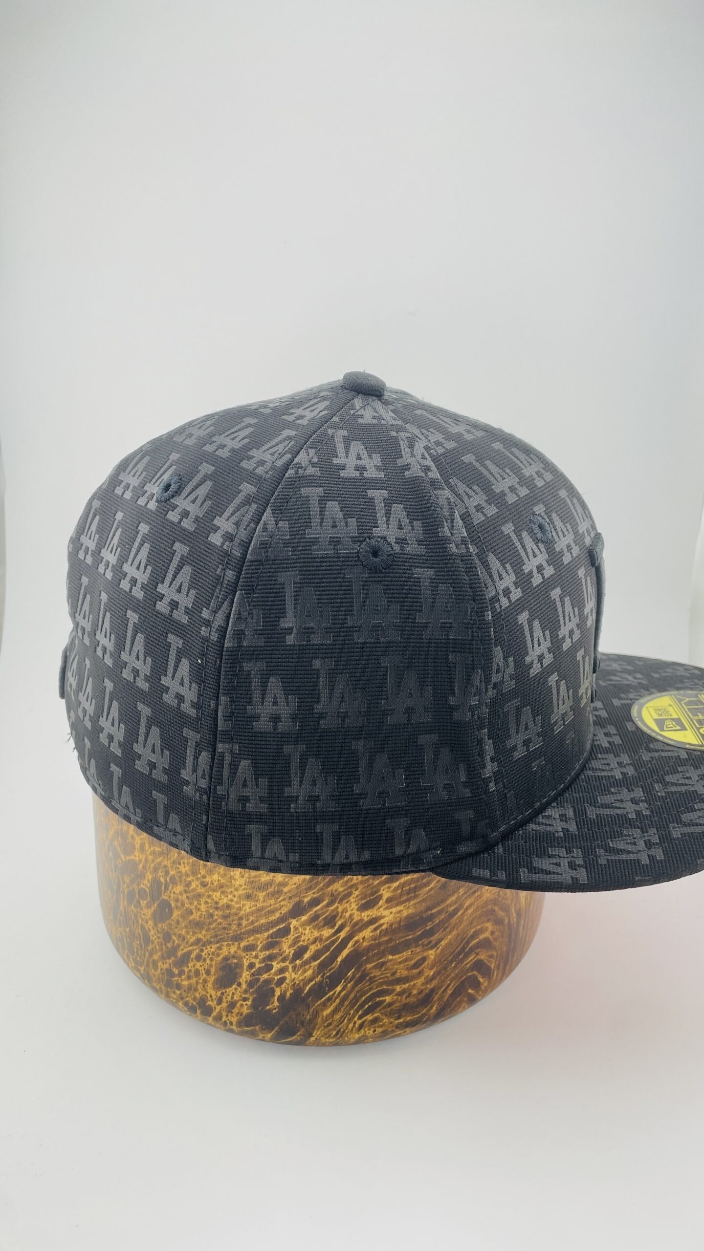 New Era Los Angeles Dodgers Logo Print Black 59FIFTY - Image 6