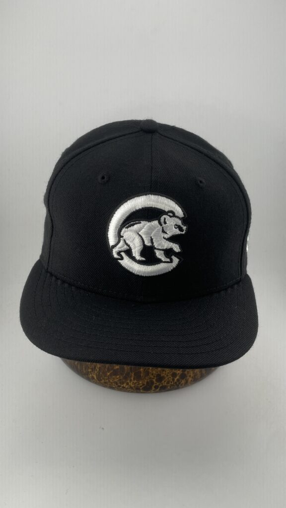 New Era Chicago Cubs Walking Bear Black