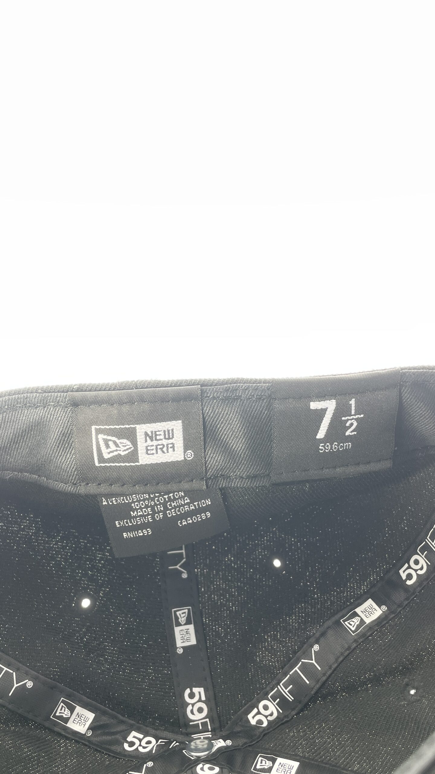 New Era Disney Mickey Mouse Black 59FIFTY - Image 2