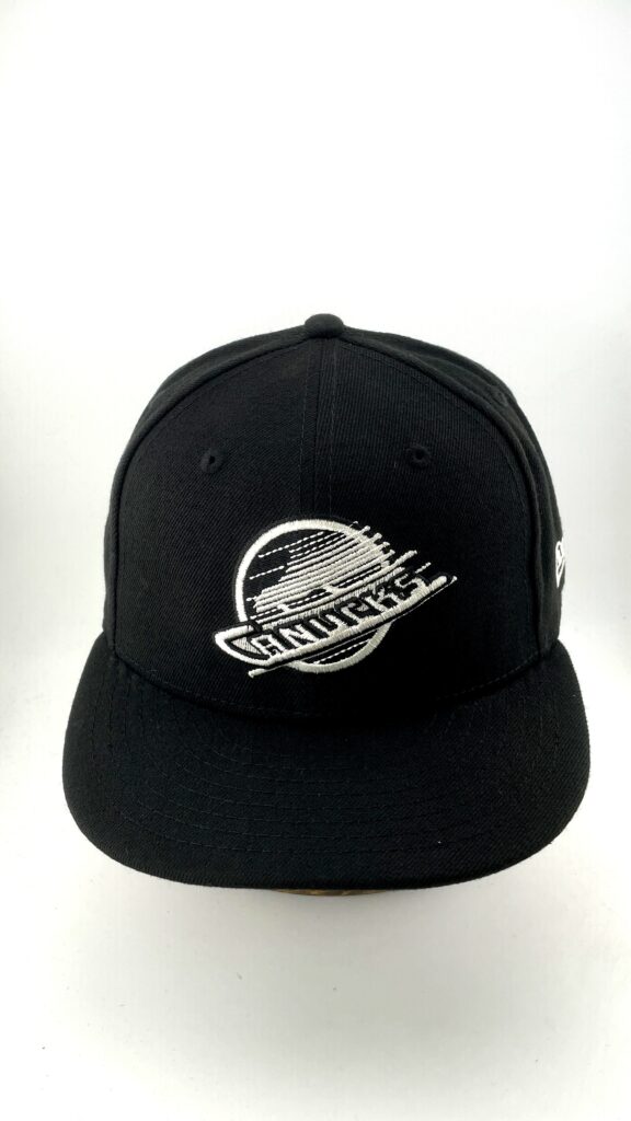 New Era Vancouver Canucks Skate Logo Black White 59FIFTY
