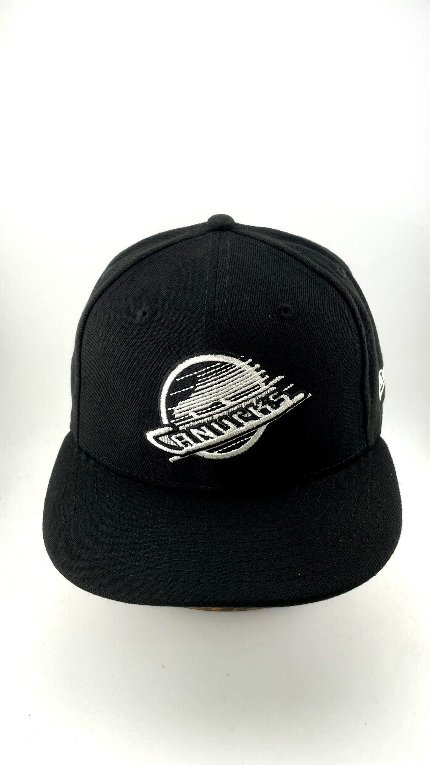 New Era Vancouver Canucks Skate Logo Black White 59FIFTY