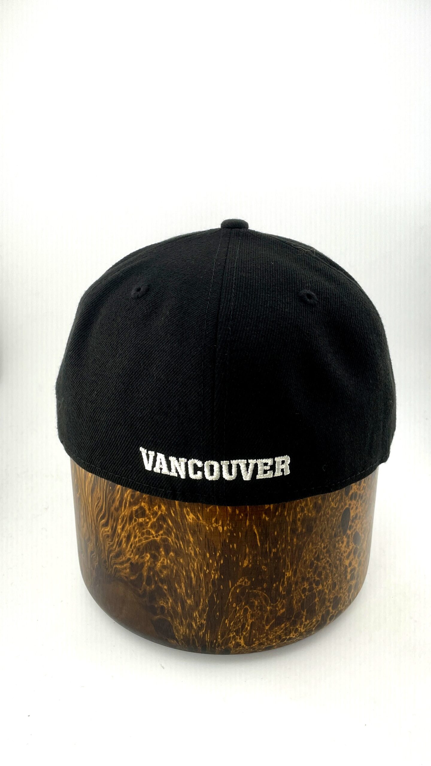 New Era Vancouver Canucks Skate Logo Black White 59FIFTY - Image 3