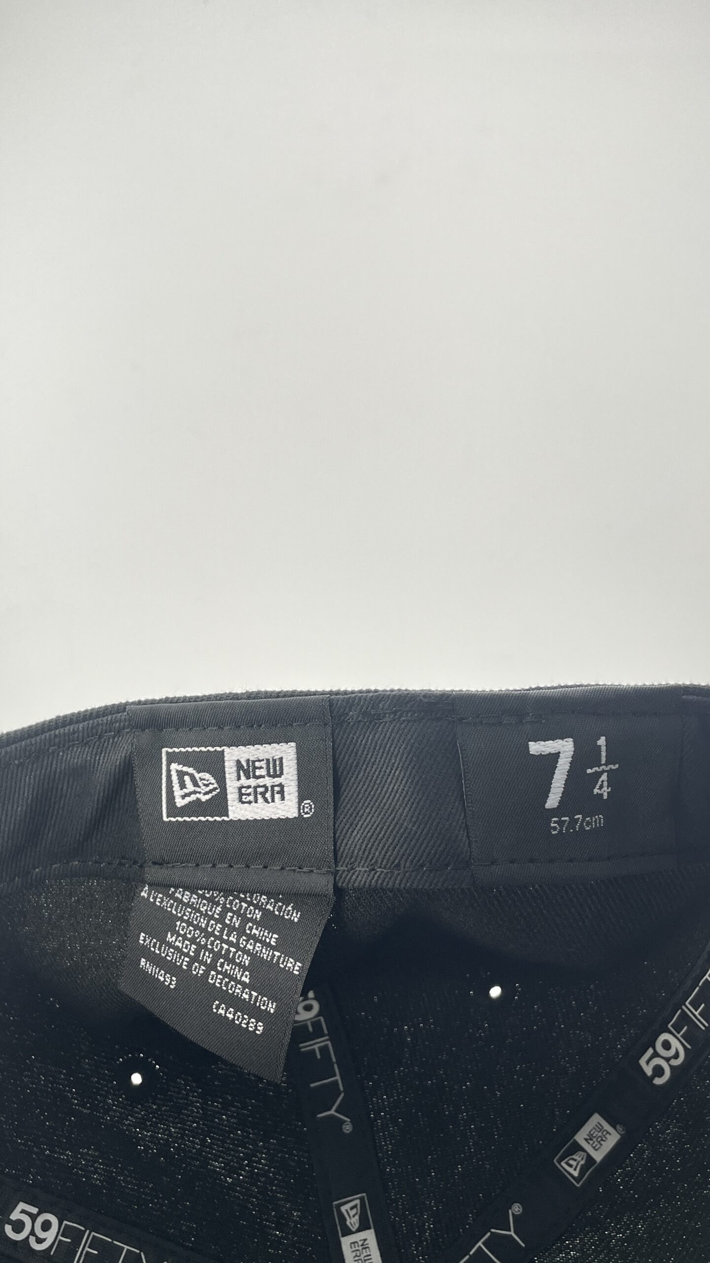 New Era Vancouver Canucks Skate Logo Black White 59FIFTY - Image 7